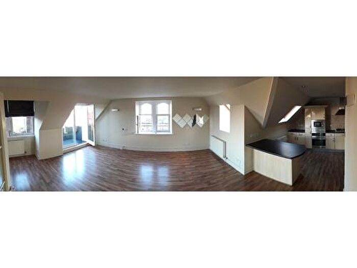 3 Bedroom Penthouse To Rent In Dalgleish House, Dundee, DD3