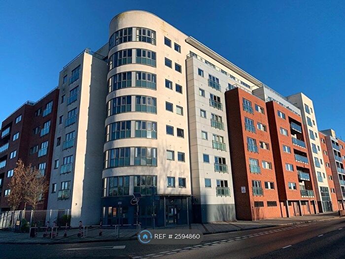 2 Bedroom Flat To Rent In The Reach, Liverpool, L3