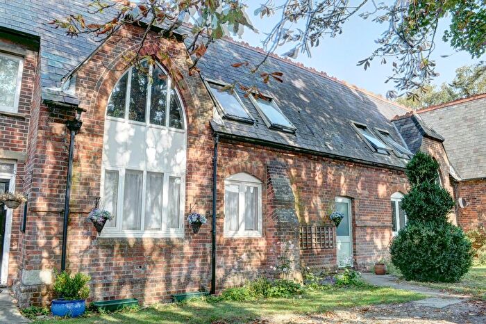 1 Bedroom Flat To Rent In Oakley Road, Chinnor, Oxfordshire, OX39