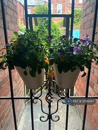 5 Bedroom Terraced House To Rent In Newington Road, Sheffield, S11