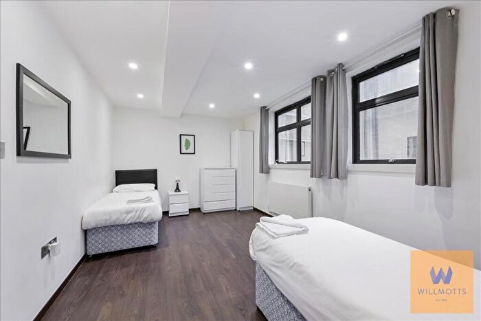 31 Bedroom Block Of Apartments For Sale In Alie St, Aldgate, London, E1