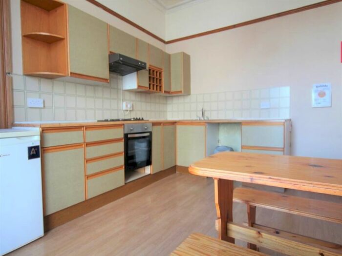 2 Bedroom Flat To Rent In Queen Street, Aberystwyth, Ceredigion, SY23