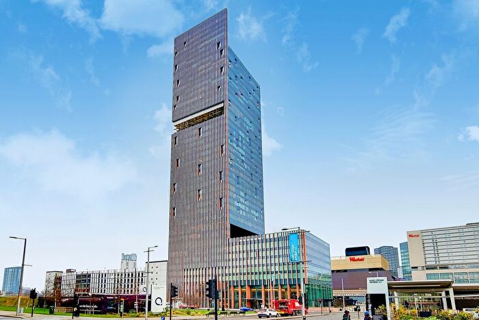 2 Bedroom Flat To Rent In Manhattan Loft Apartments, International Way, London, E20