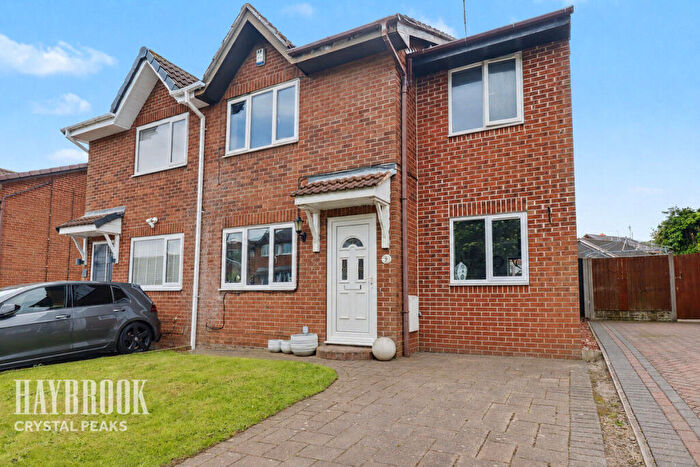 3 Bedroom Semi-Detached House For Sale In Wooldale Close, Sheffield, S20
