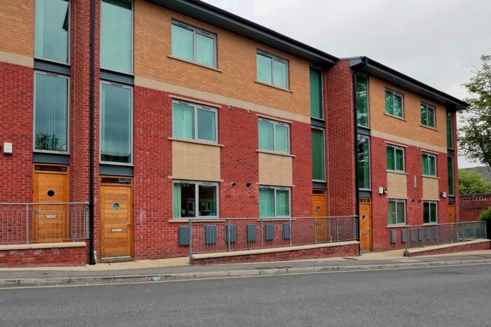 6 Bedroom Terraced House To Rent In Broom Street, S10