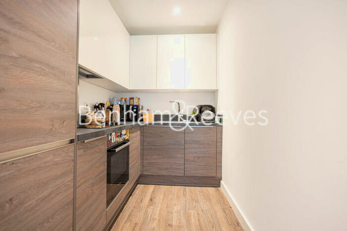 1 Bedroom Apartment To Rent In Ashton Reach, Marine Wharf, SE16