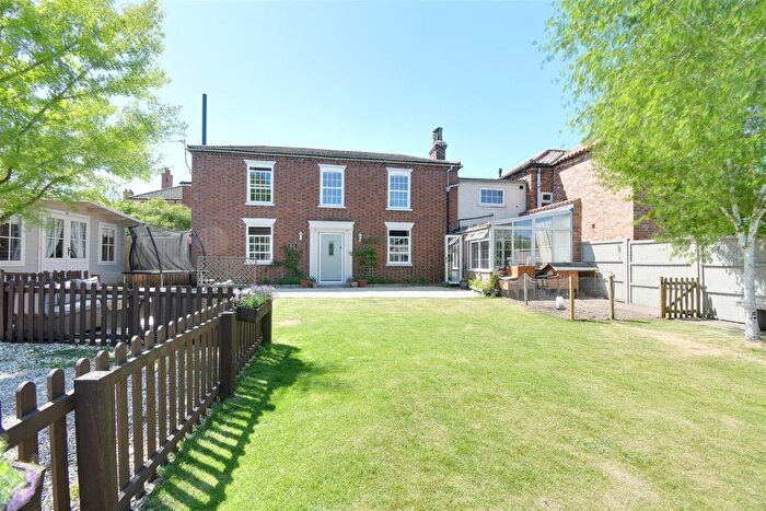 3 Bedroom Semi-Detached House For Sale In Joshua Way, Waddingham, Gainsborough, DN21