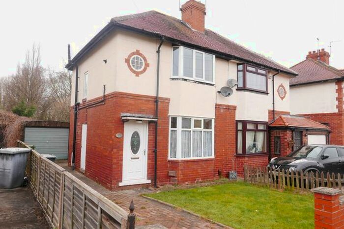 2 Bedroom Semi-Detached House To Rent In Woodside Avenue, Burnholme, York YO31