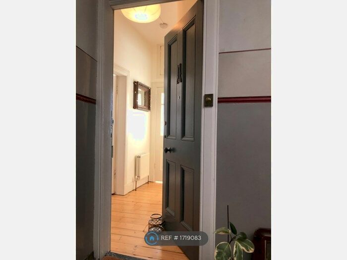 1 Bedroom Flat To Rent In Balcarres Street, Edinburgh, EH10