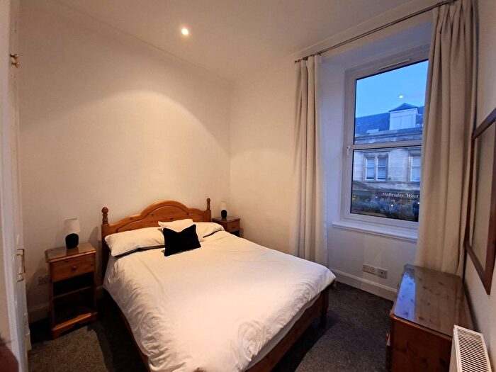 1 Bedroom Flat To Rent In Morrison Street, Haymarket, Edinburgh, EH3