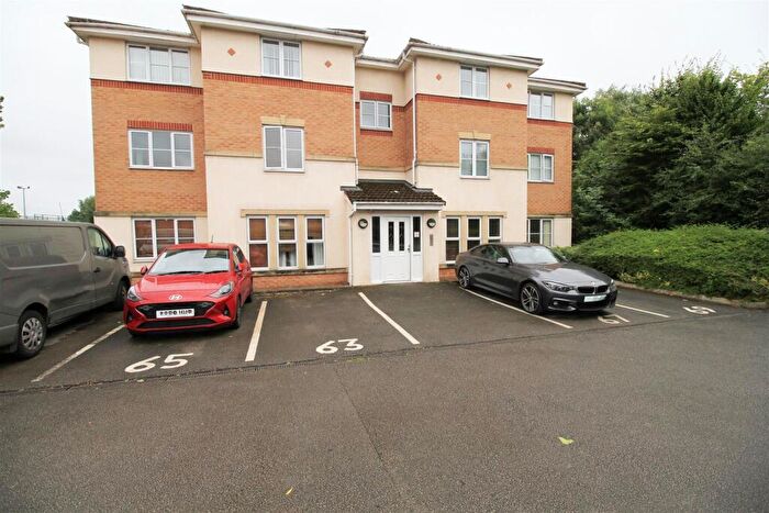 1 Bedroom Apartment To Rent In Newton Street, Droylsden, Manchester, M43