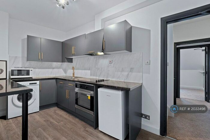 2 Bedroom Flat To Rent In North Street, Rugby, CV21