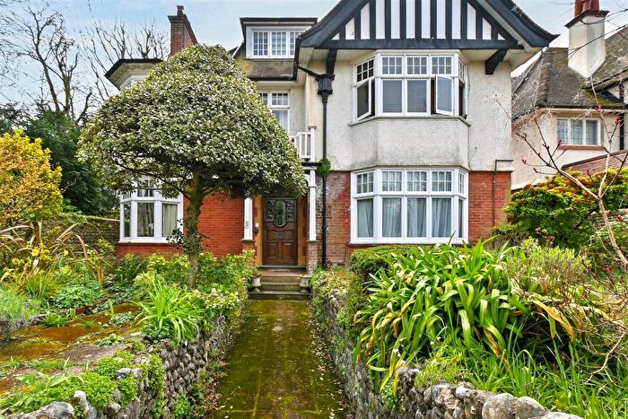 1 Bedroom Flat For Sale In The Goffs, Eastbourne, BN21