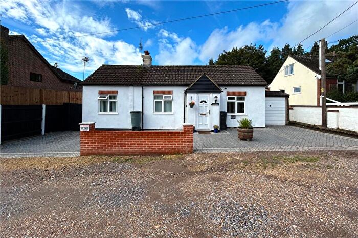 2 Bedroom Bungalow For Sale In Pinewood Road, Ash, Surrey, GU12