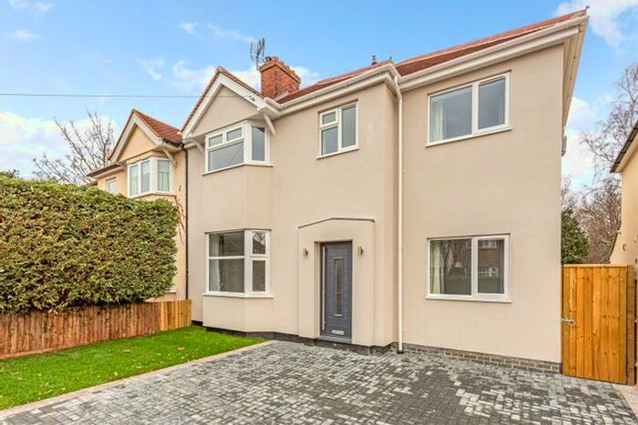 4 Bedroom Semi-Detached House To Rent In Wentworth Road, Oxford, OX2