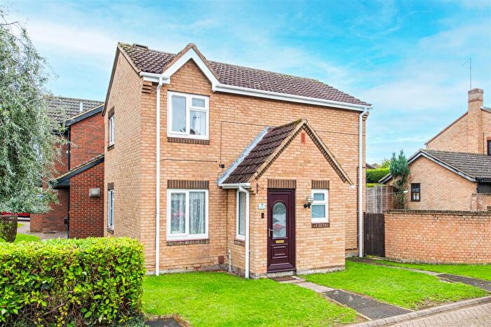 3 Bedroom House For Sale In Malvern Close., Kettering, NN16