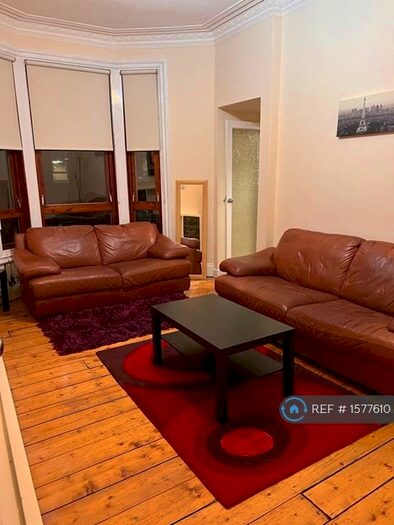 1 Bedroom Flat To Rent In Calder Street, Glasgow, G42