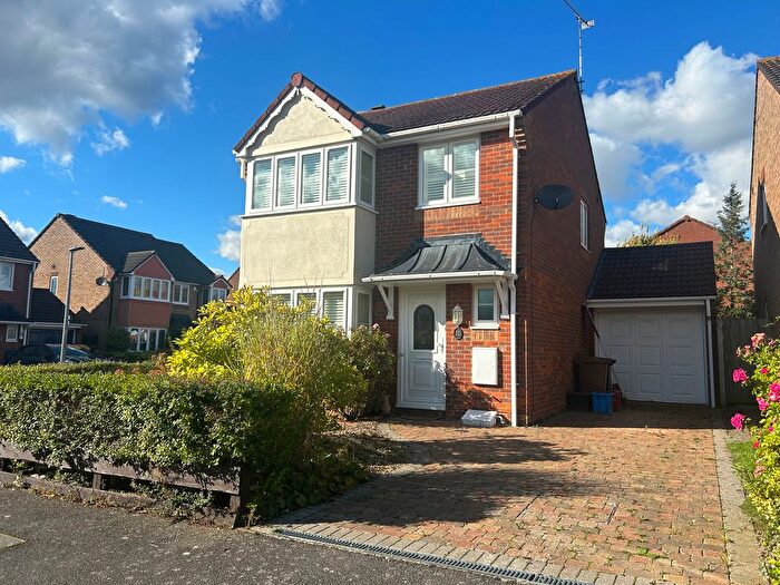 3 Bedroom Property To Rent In Knights Templars Green, Stevenage, SG2