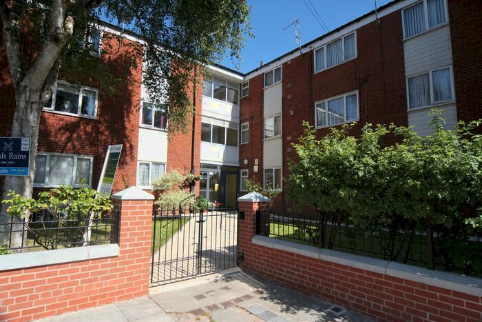 1 Bedroom Apartment To Rent In Pitville Grove, Mossley Hill, Liverpool, L18