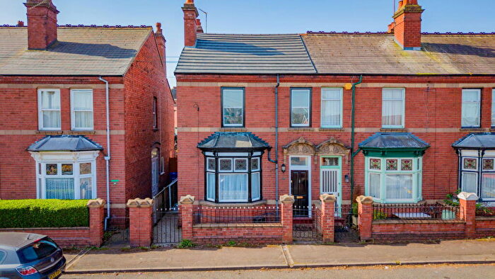 3 Bedroom End Of Terrace House For Sale In Arch Hill Street, Netherton, DY2