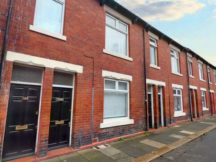 1 Bedroom Apartment To Rent In Vine Street, Wallsend, NE28
