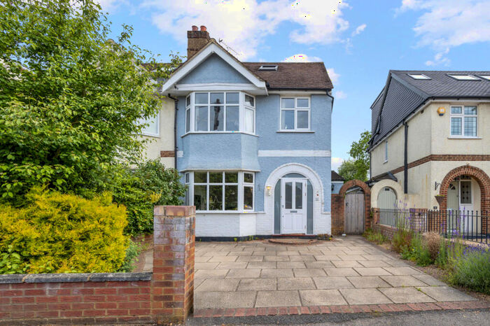 4 Bedroom Semi-Detached House To Rent In King George Avenue, Walton-On-Thames, Surrey, KT12