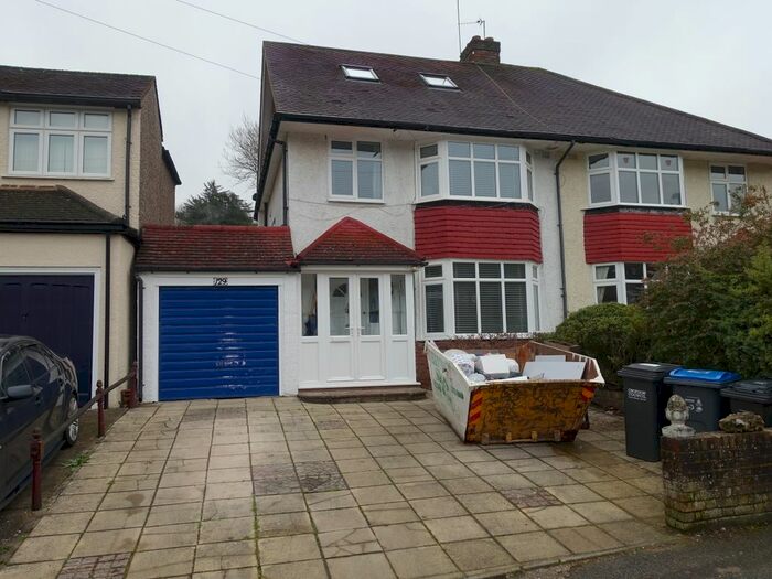 4 Bedroom Semi-Detached House To Rent In Chaldon Way, Coulsdon, CR5