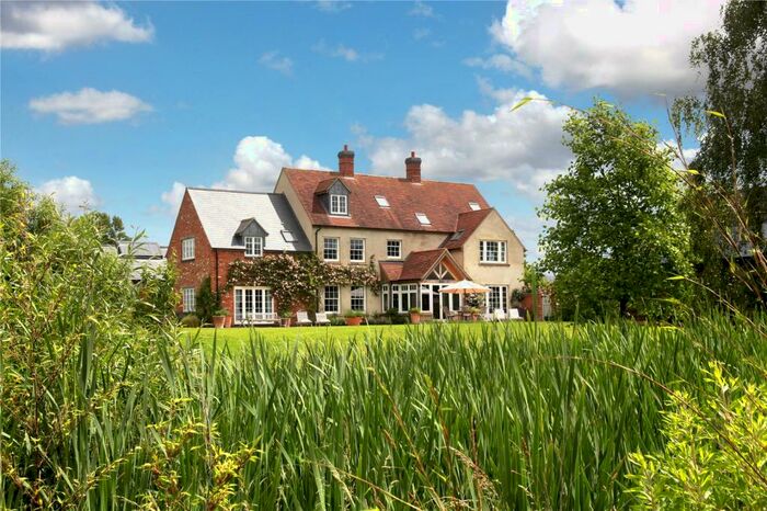 5 Bedroom Detached House For Sale In Owlswick, Princes Risborough, Buckinghamshire, HP27