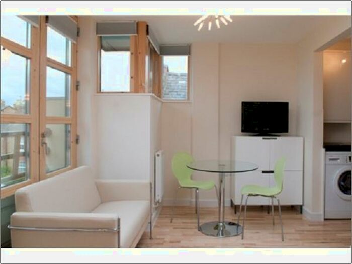 1 Bedroom Apartment To Rent In Dawson Street, OX4