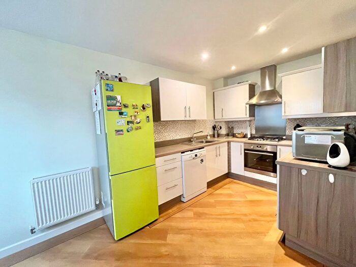 3 Bedroom Terraced House For Sale In Meadowsweet Lane, Paignton, TQ4