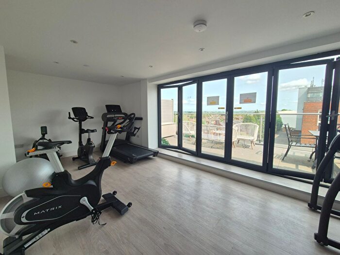 1 Bedroom Flat To Rent In New Street, Aylesbury, HP20