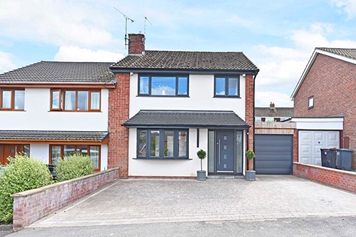 3 Bedroom Semi-Detached House For Sale In Acacia Gardens, Kidsgrove, Stoke-On-Trent, ST7