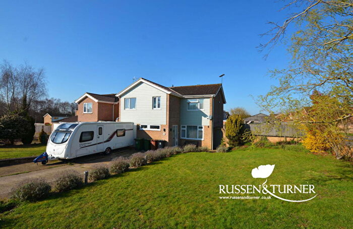 5 Bedroom Link Detached House For Sale In Bacton Close, South Wootton, PE30