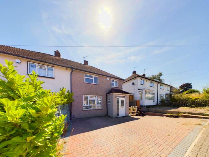 2 Bedroom House To Rent In Rushet Road, Orpington, Kent, BR5