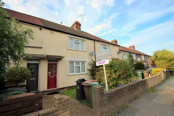 3 Bedroom Terraced House To Rent In Sinnott Road, Walthamstow, E17