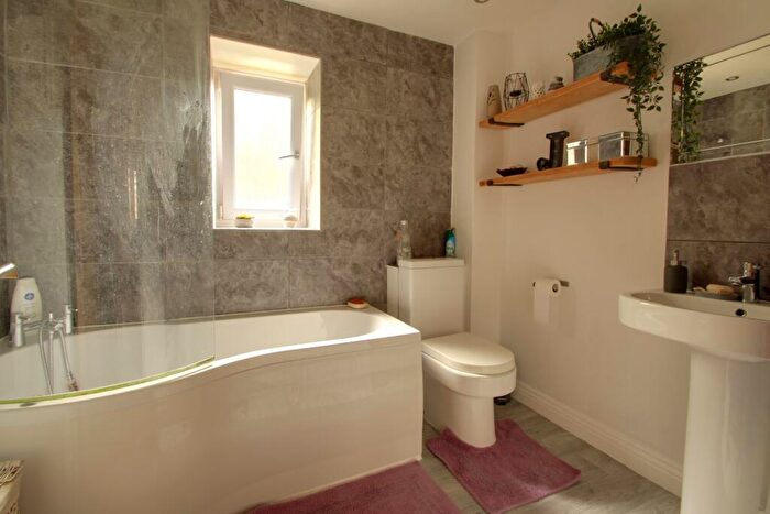 1 Bedroom Apartment For Sale In Bowlish, Shepton Mallet, BA4