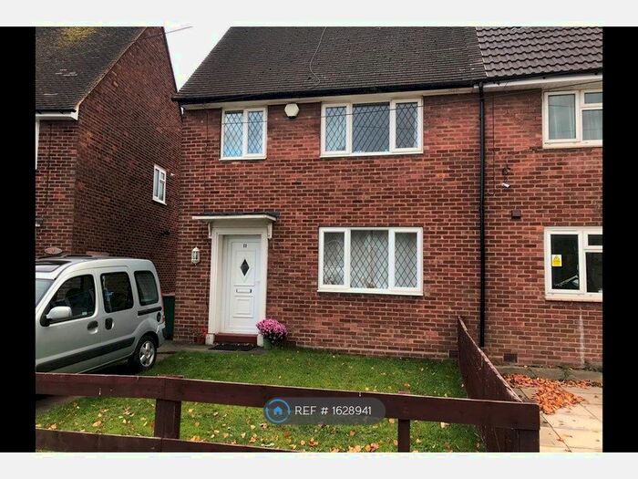 4 Bedroom Semi-Detached House To Rent In Templars Fields, Coventry, CV4