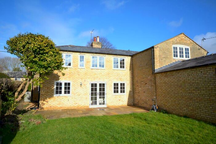 3 Bedroom Semi-Detached House To Rent In Exbury, Hampshire, SO45