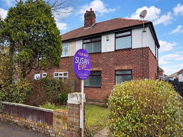 3 Bedroom Semi Detached House For Sale In Hargate Road, Thornton-Cleveleys, FY5