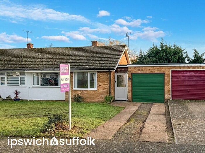 2 Bedroom Semi-Detached Bungalow For Sale In Collimer Close, Chelmondiston, IP9
