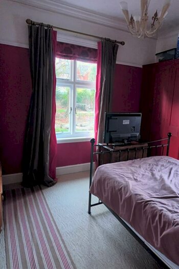 1 Bedroom Apartment To Rent In Bedroom Apartment St Floor In Hindhead, GU26