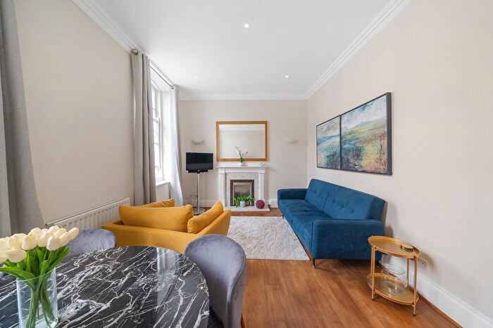 1 Bedroom Flat To Rent In Queen's Gate Terrace, London, SW7