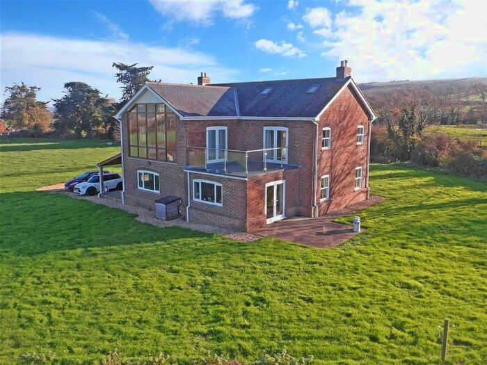 4 Bedroom Detached House For Sale In Forest Road, Newport, Isle Of Wight, PO30
