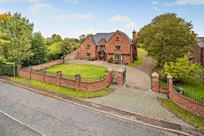 5 Bedroom Detached House For Sale In Holmes Chapel Road, CW9