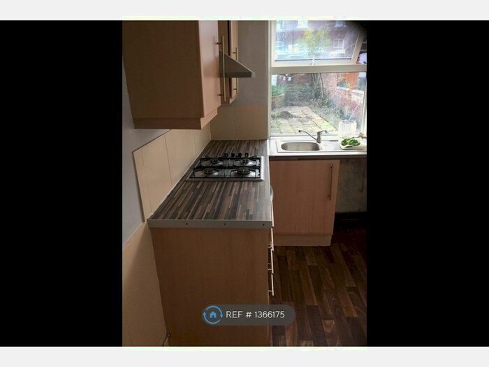 2 Bedroom Terraced House To Rent In St Johns Road, Doncaster, DN4