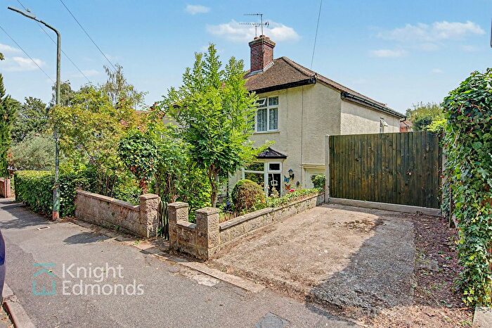 3 Bedroom Semi Detached House For Sale In Buckland Lane, Maidstone, ME16