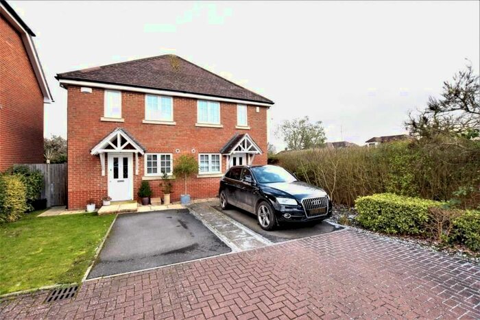 2 Bedroom Semi-Detached House To Rent In Tanners Row, Wokingham, Berkshire, RG41