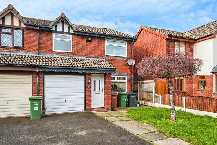 3 Bedroom Semi-Detached House For Sale In St Austell Close, Wirral, CH46