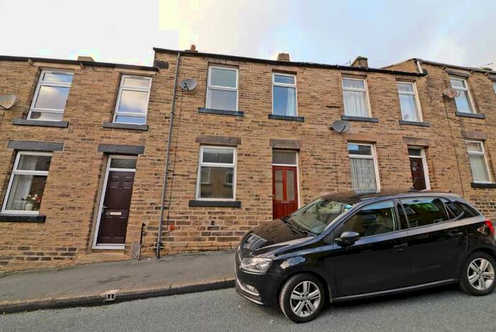 3 Bedroom House To Rent In Russell Street Skipton, BD23