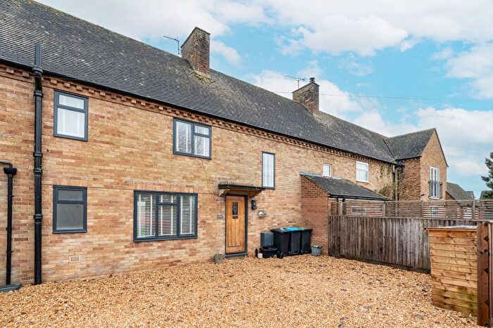 3 Bedroom Detached House To Rent In Shipton Road, Woodstock, Oxfordshire, OX20